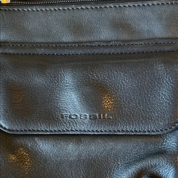 FOSSIL Black Leather Crossbody Bag - Picture 2 of 9